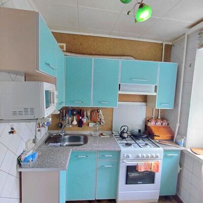 Продажа 	 Харків,  Познанська вул.   8