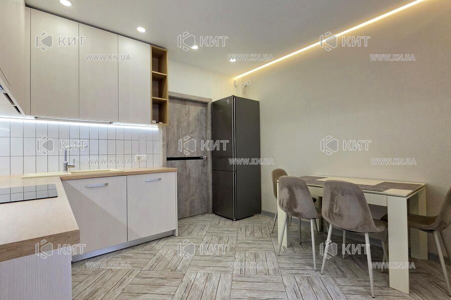 Продаж квартири Харків, Олексіївка, 50м²