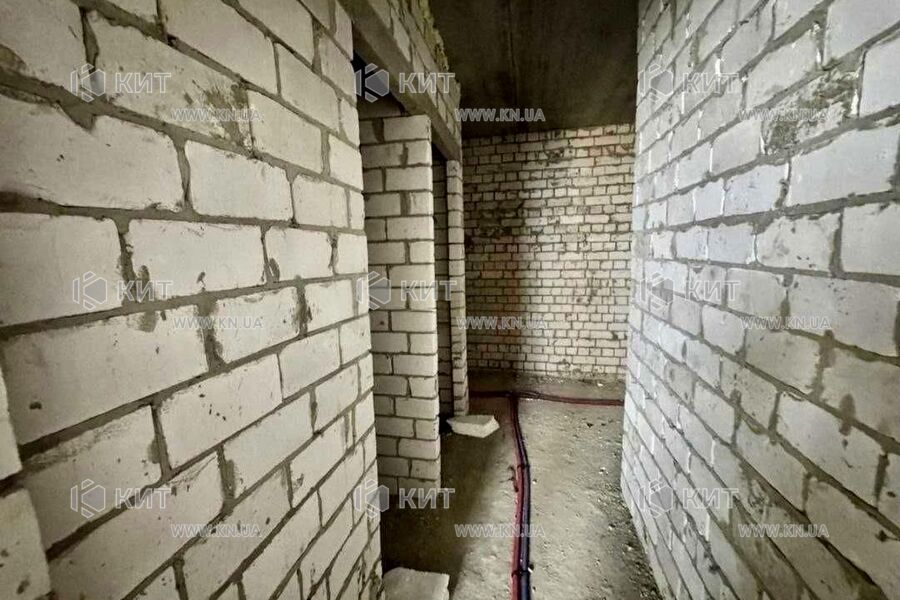 Продаж квартири Харків, ХТЗ, Рогань, 80м²