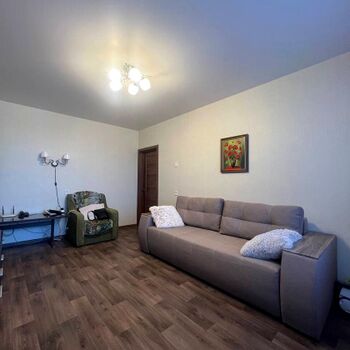 Продажа квартир - Харьков,  Непокорённых (Героев Труда) ул.  18