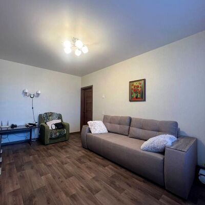 Продажа 	 Харьков,  Непокорённых (Героев Труда) ул.   18