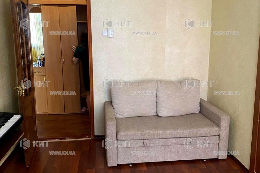 Продаж квартири Харків, ХТЗ, Рогань, 58м²