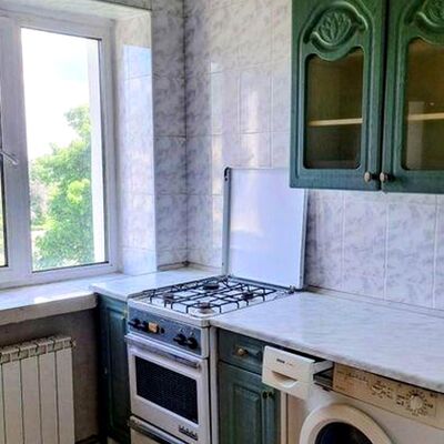 Продажа 	 Харьков,  Бригады Хартия (Маршала Рыбалко) ул.   10