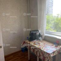 Продаж квартири Харків, ХТЗ, Рогань, 51м²