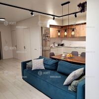 Продаж квартири Харків, ХТЗ, Рогань, 88м²