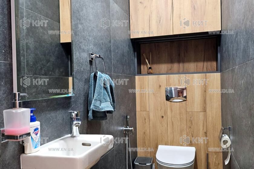 Продаж квартири Харків, ХТЗ, Рогань, 88м²
