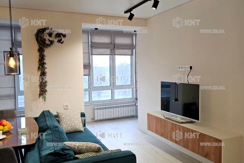 Продаж квартири Харків, ХТЗ, Рогань, 88м²