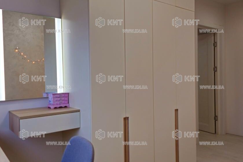 Продаж квартири Харків, ХТЗ, Рогань, 88м²