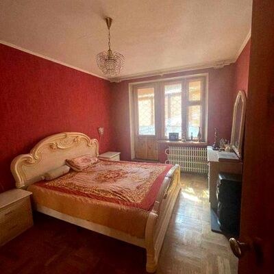 Продажа 	 Харків,  Аерокосмічний (Гагаріна) пр.   45А