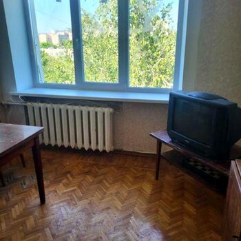 Продаж квартир - Харків,  Познанська вул.  8