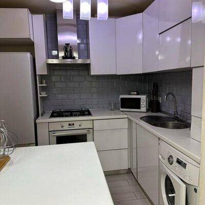 Продажа 	 Харків,  Жасміновий (Слинько) бульв.   4