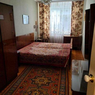 Продажа 	 Харків,  Ньютона вул.   129В