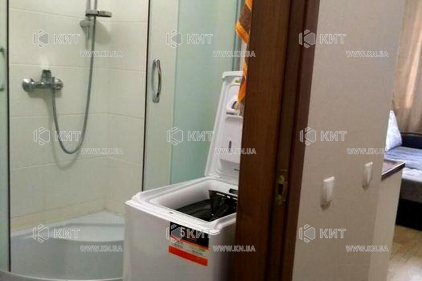 Продаж квартири Харків, Салтівка(Бараб.,Україна), 19м²