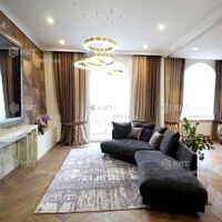 Продаж квартири Харків, Наукова, 145м²