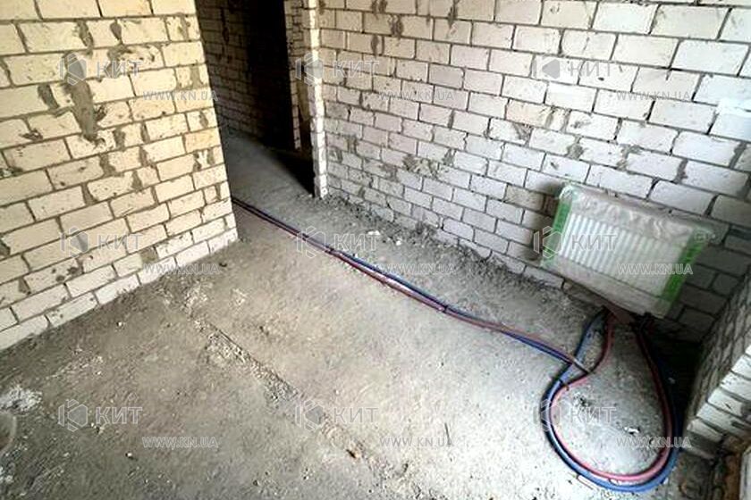 Продаж квартири Харків, ХТЗ, Рогань, 42м²