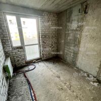 Продаж квартири Харків, ХТЗ, Рогань, 42м²