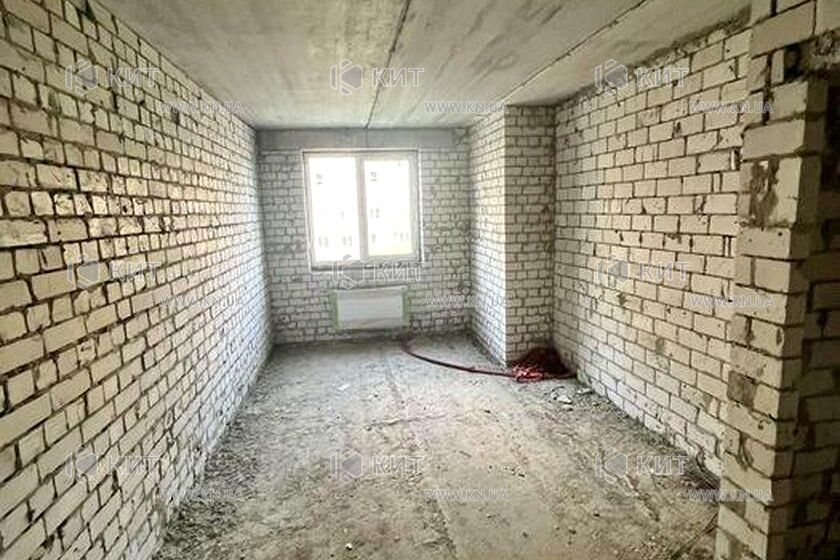 Продаж квартири Харків, ХТЗ, Рогань, 42м²