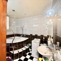 Продажа квартиры Харьков, Алексеевка, 66м²