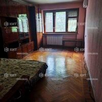 Продаж квартири Харків, ХТЗ, Рогань, 48м²