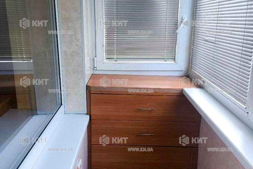 Продаж квартири Харків, ХТЗ, Рогань, 48м²