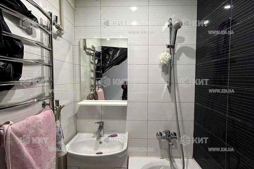 Продаж квартири Харків, ХТЗ, Рогань, 48м²