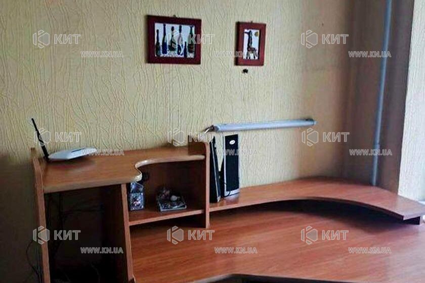 Продаж квартири Харків, ХТЗ, Рогань, 48м²