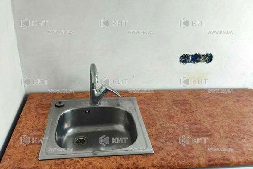 Продаж квартири Харків, ХТЗ, Рогань, 48м²