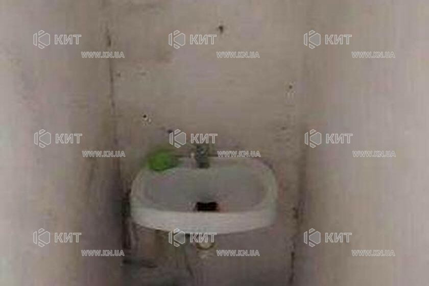 Продаж квартири Харків, Одеська, Основа, 20м²