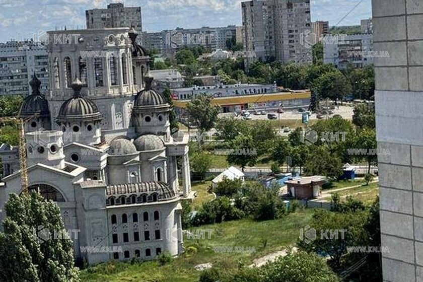 Продаж квартири Харків, ХТЗ, Рогань, 72м²