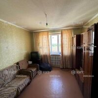 Продаж квартири Харків, ХТЗ, Рогань, 72м²