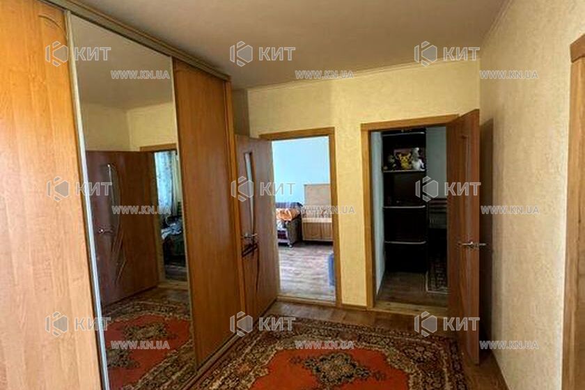 Продаж квартири Харків, ХТЗ, Рогань, 72м²