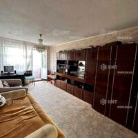 Продаж квартири Харків, ХТЗ, Рогань, 44м²