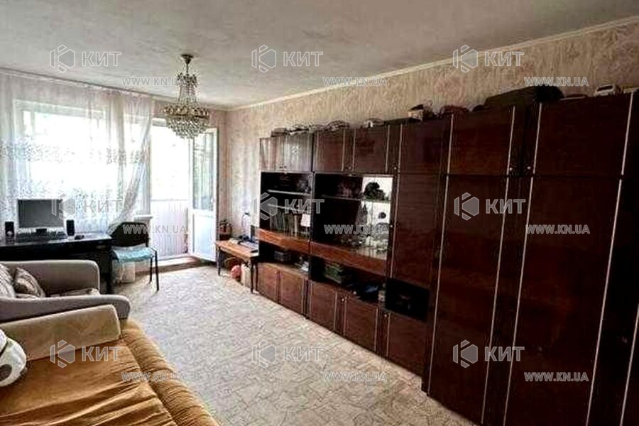 Продаж квартири Харків, ХТЗ, Рогань, 44м²