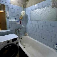 Продаж квартири Харків, ХТЗ, Рогань, 44м²