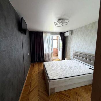 Продажа квартир - Харьков,  Жуковского пр.  1