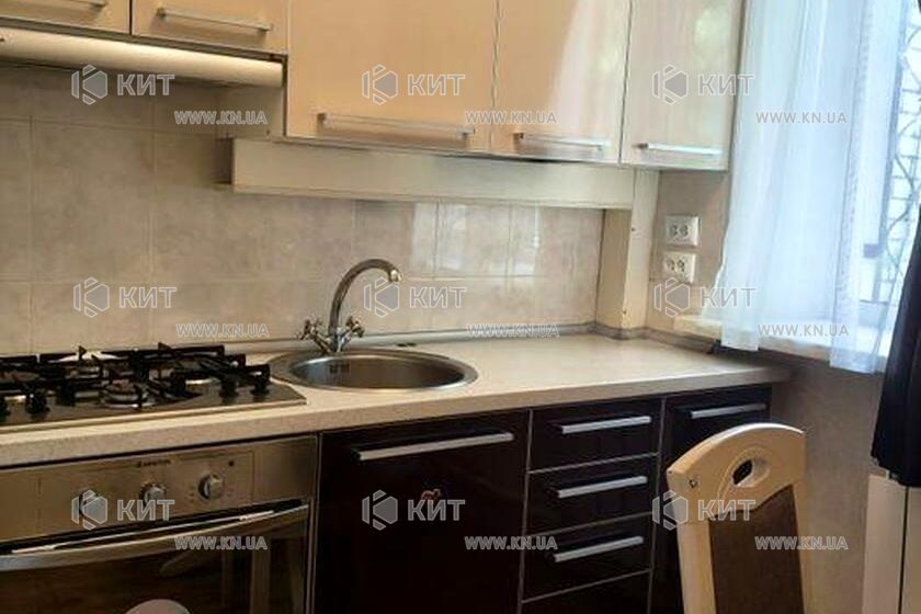Продаж квартири Харків, ХТЗ, Рогань, 46м²