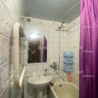 Продаж квартири Харків, Олексіївка, 44м²