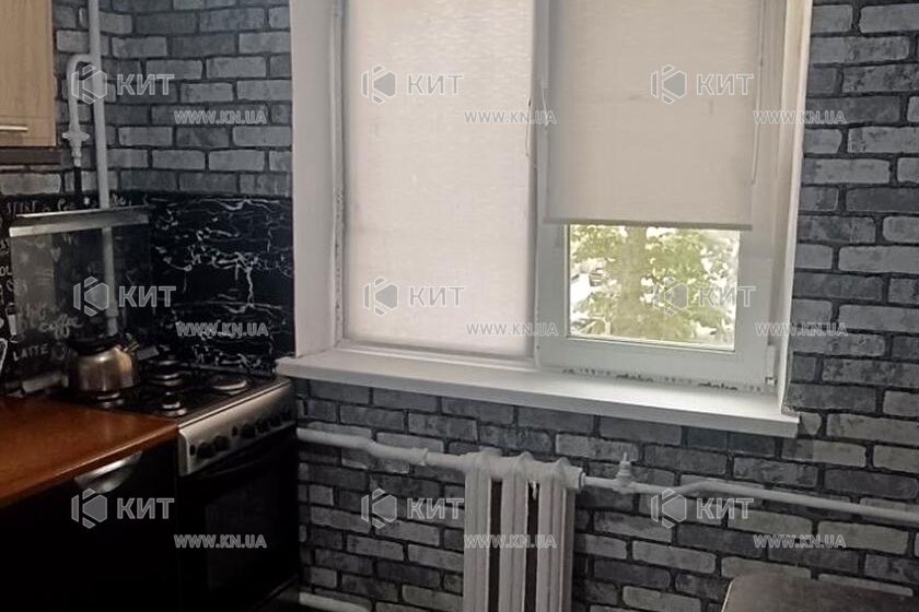 Продаж квартири Харків, ХТЗ, Рогань, 44м²