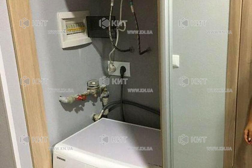 Продаж квартири Харків, Салтівка(Бараб.,Україна), 20м²