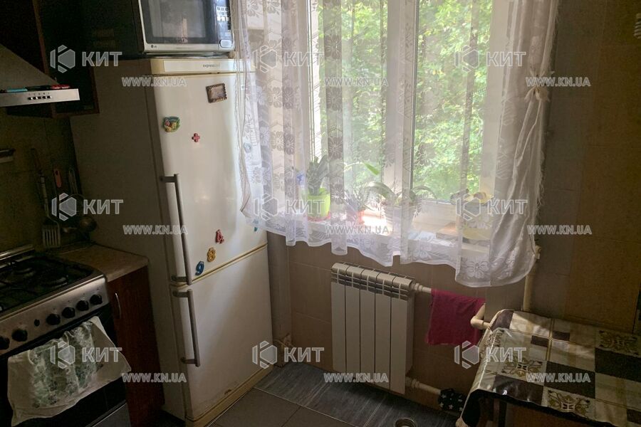 Продаж квартири Харків, ХТЗ, Рогань, 57м²