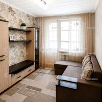Продаж квартири Харків, ХТЗ, Рогань, 33м²
