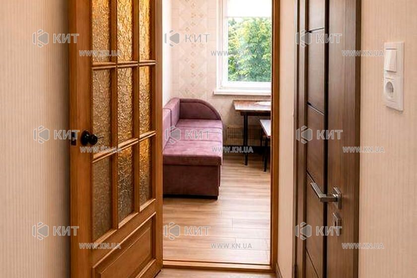 Продаж квартири Харків, ХТЗ, Рогань, 33м²