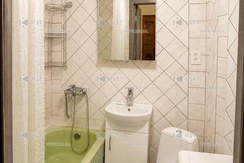 Продаж квартири Харків, ХТЗ, Рогань, 33м²