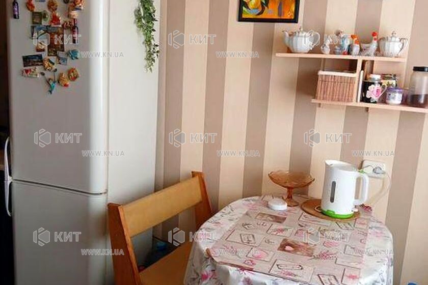 Продаж квартири Харків, ХТЗ, Рогань, 69.1м²
