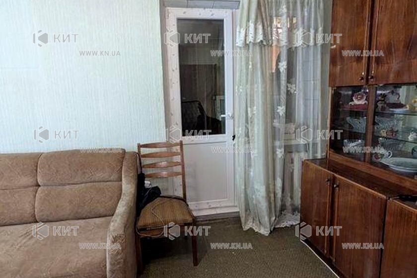 Продаж квартири Харків, ХТЗ, Рогань, 38м²