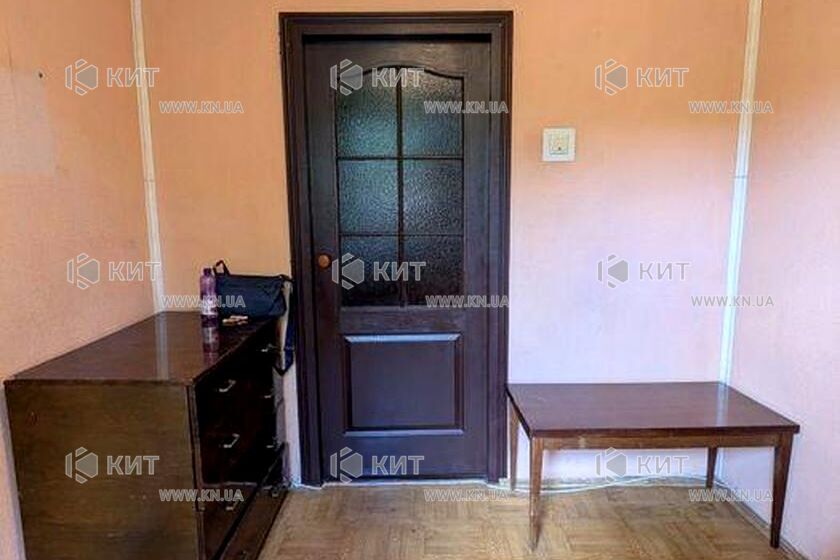 Продаж квартири Харків, ХТЗ, Рогань, 38м²