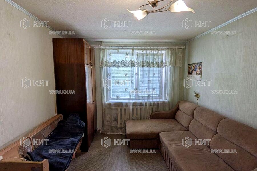 Продаж квартири Харків, ХТЗ, Рогань, 38м²