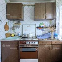 Продаж квартири Харків, ХТЗ, Рогань, 38м²