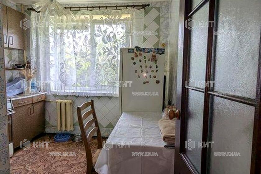 Продаж квартири Харків, ХТЗ, Рогань, 38м²