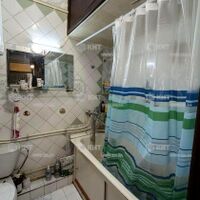 Продаж квартири Харків, ХТЗ, Рогань, 38м²
